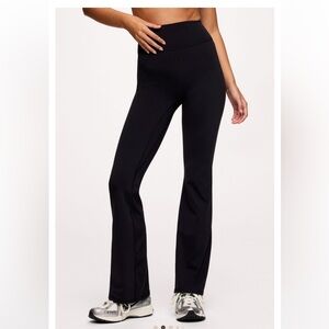 NWT Nuuds Motion Flare Black Legging